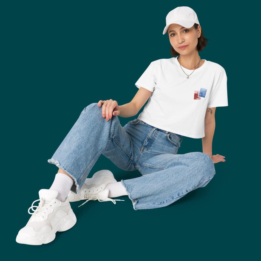 Echoes of Raouche Crop top